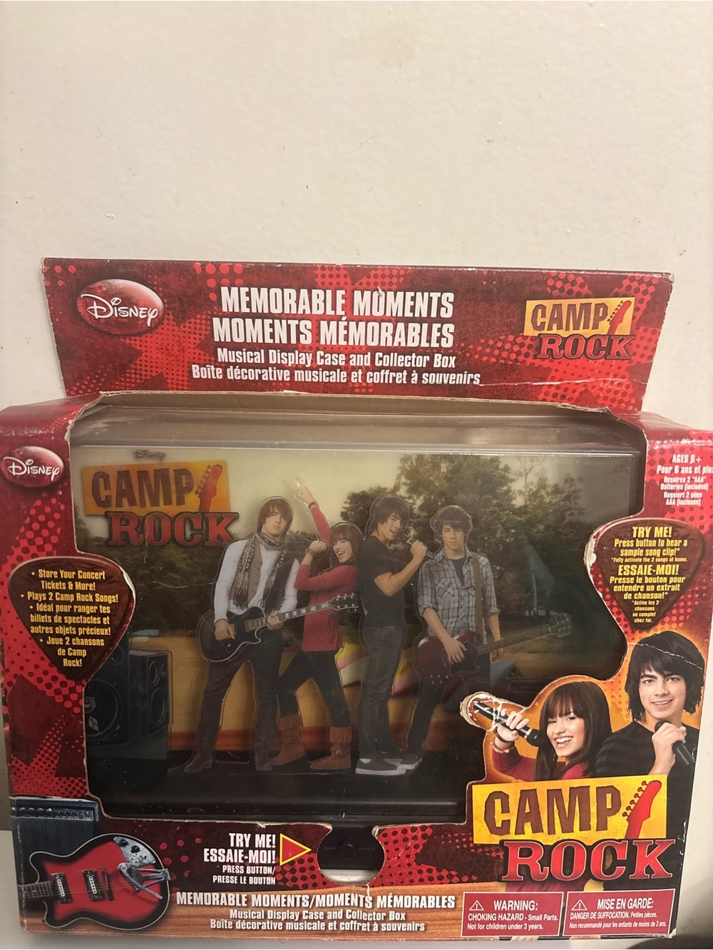Disney Camp Rock Musical Display Case - Red and Black
